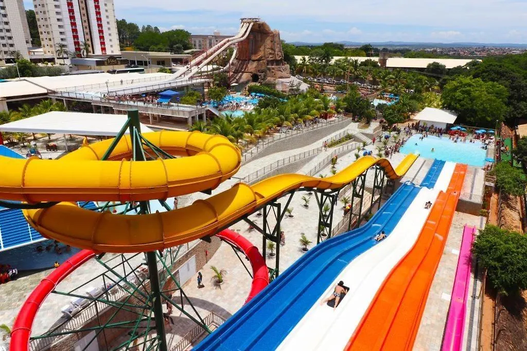 Spazzio Diroma Hotel Com Piscina 24 E Acesso Todos Os Dias No Diroma Acqua Park , Splash E Slide Caldas Novas Apartment